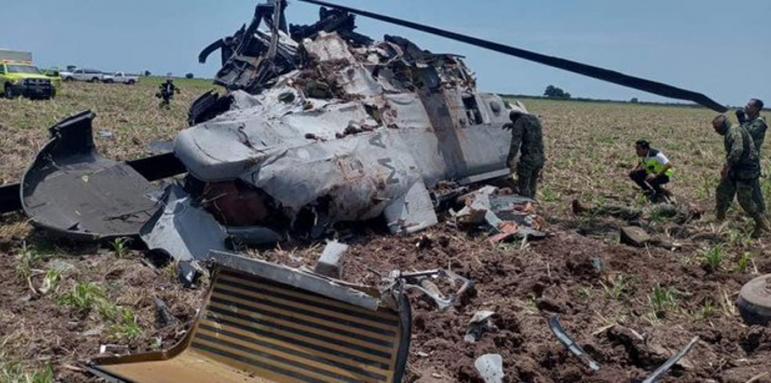 Зловеща мистерия с военен хеликоптер, 14 загинаха